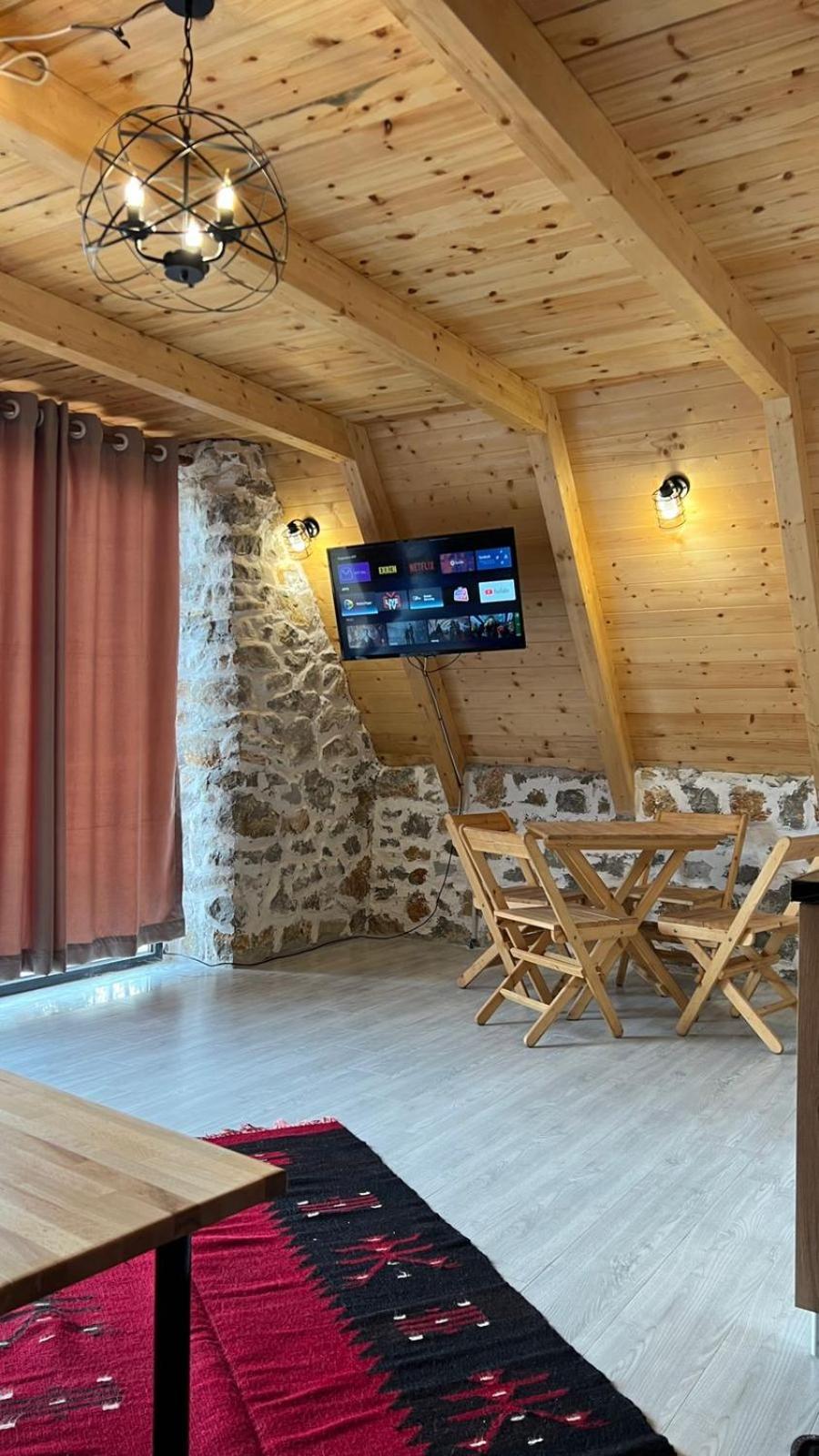 Windmill Shkodra Gesthouse Camping & Grill Kültér fotó
